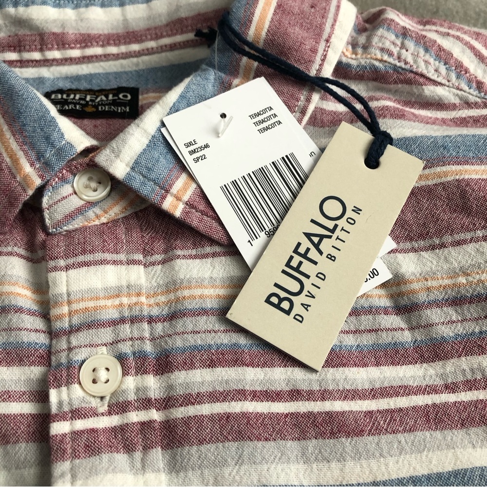 Mens Buffalo XL casual dress shirt - short sleeve.